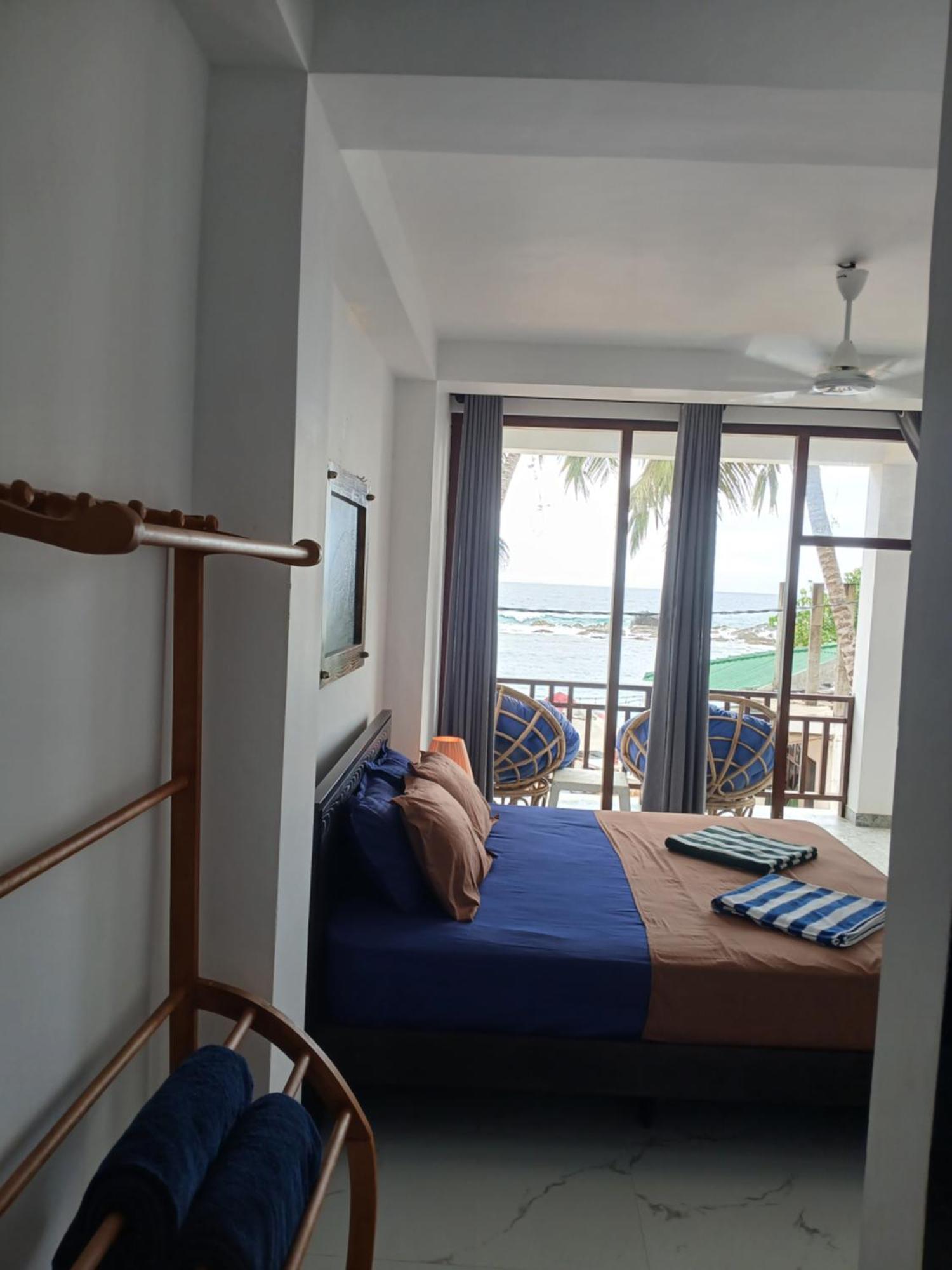 Turtle Beach House Batigama Bilik gambar